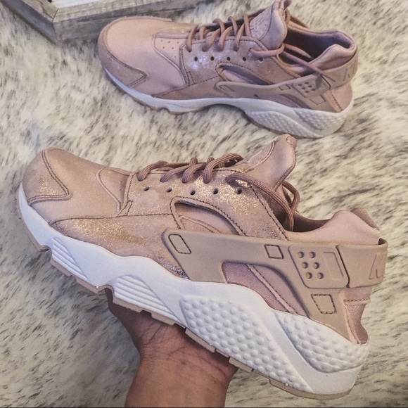 ‼️sold‼️✨ Rare Nike Huarache Run Rose Gold 8.5W - Picture 2 of 8